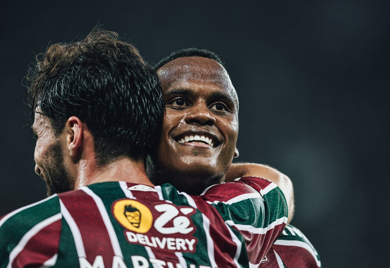 Imagem da noticia Fluminense aproveita chances e vence Flamengo no Maracanã
