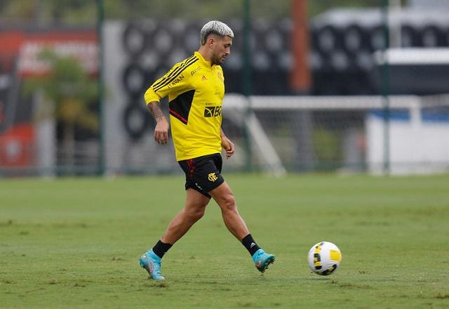 Imagem da noticia Flamengo x Cuiabá: onde assistir, escalações e desfalques