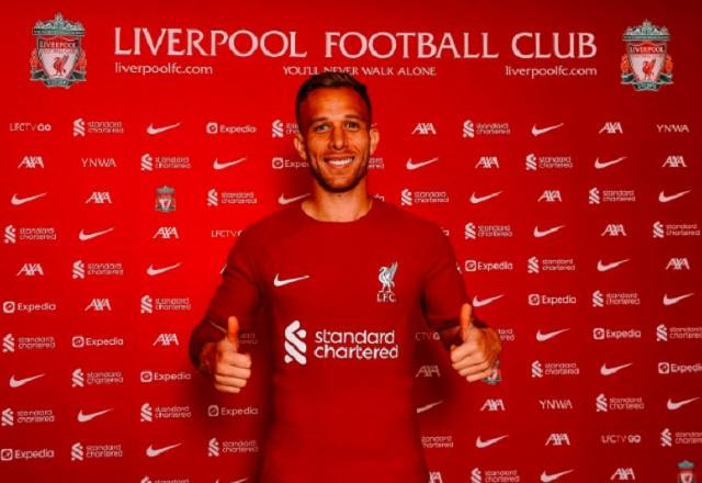 Imagem da noticia Liverpool anuncia contratação do volante Arthur, emprestado pela Juventus