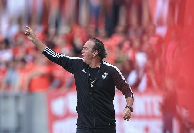 Imagem da noticia Cuca vê chance de reação do Atlético-MG em jogo contra Palmeiras