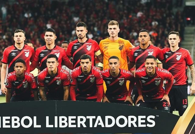 Imagem da noticia Athletico-PR tenta voltar à semifinal da Libertadores após 17 anos