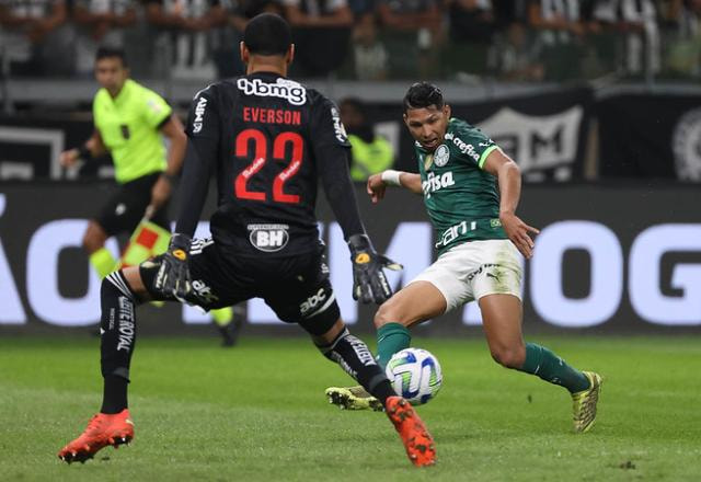 Imagem da noticia Palmeiras x Atlético-MG: onde assistir, escalações e desfalques