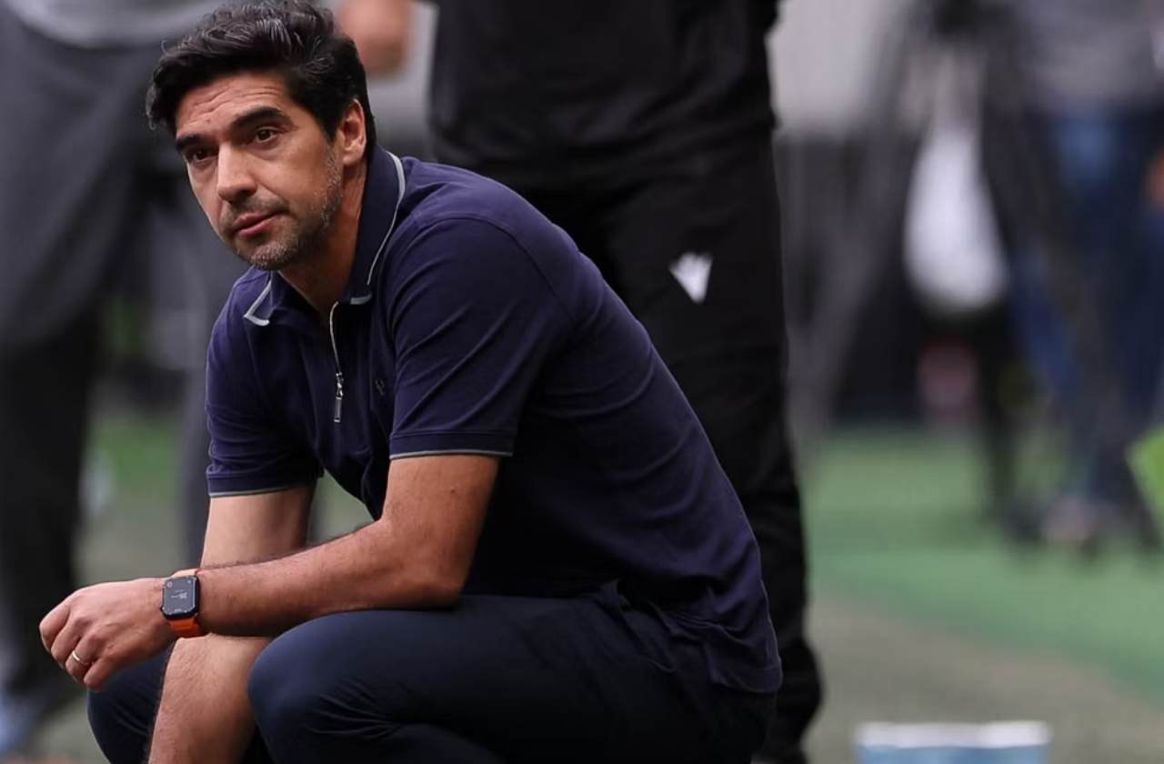Imagem da noticia Abel Ferreira analisa estreia de Marlon Freitas e comenta mercado do Palmeiras
