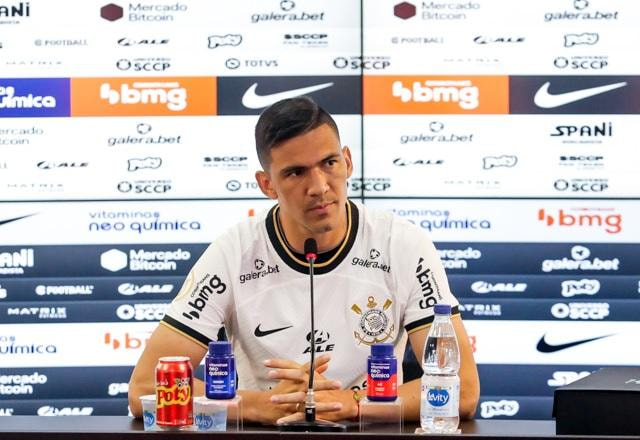Imagem da noticia Balbuena deseja reviver passado vitorioso no Corinthians: "Tentar repetir os títulos"