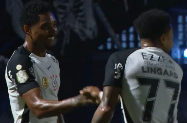 Lingard desencanta, e Corinthians vence na Copa do Brasil Lingard desencanta, e Corinthians vence na Copa do Brasil