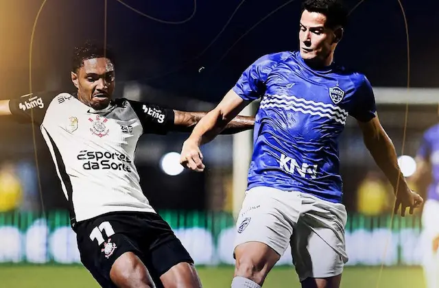 Corinthians chega ao 5º jogo seguido sem levar gol e ganha elogios de Diniz Corinthians chega ao 5º jogo seguido sem levar gol e ganha elogios de Diniz