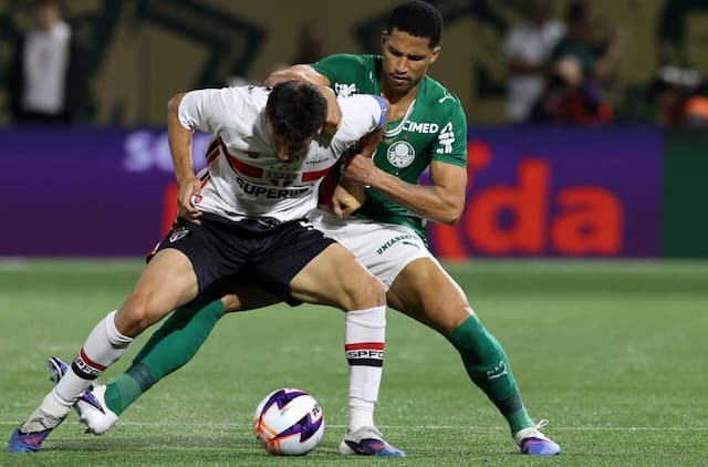 Calleri critica partida do São Paulo contra o Palmeiras: "Não podia" Calleri critica partida do São Paulo contra o Palmeiras: "Não podia"