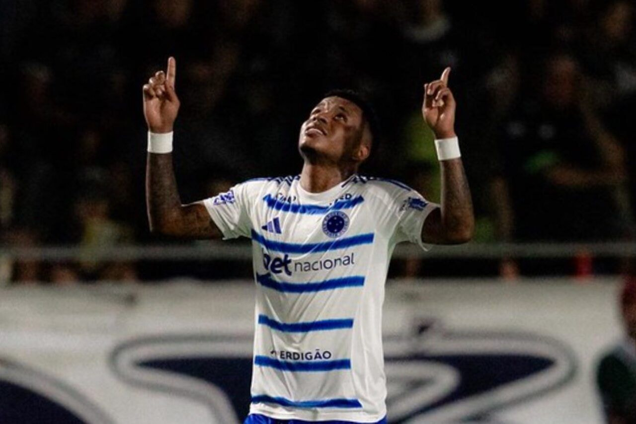 Imagem da noticia Cruzeiro despacha o Remo, vence a terceira seguida no Brasileiro e já sonha com G6