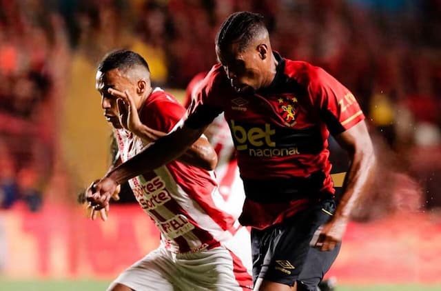 Sport e Náutico fazem jogo insano na ida da final pernambucana Sport e Náutico fazem jogo insano na ida da final pernambucana