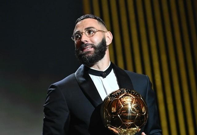 Imagem da noticia Benzema exalta Ronaldo Fenômeno em discurso do prêmio da Bola de Ouro