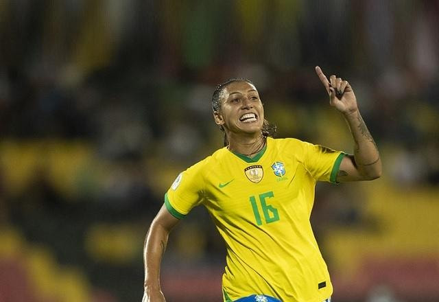 Imagem da noticia Bia Zaneratto completa 100 jogos pela seleção brasileira