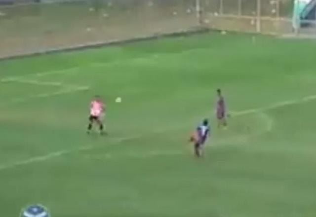 Imagem da noticia Bizarro! Gol contra na Série B do Amazonas gera suspeita de manipulação