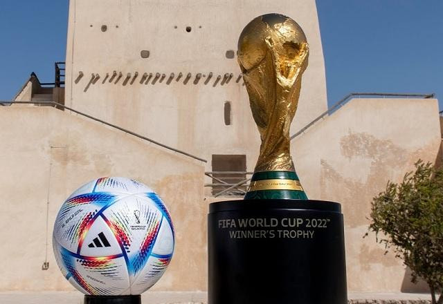 Imagem da noticia Al Rihla: bola da Copa do Mundo custa até R$ 1 mil no Brasil; veja imagens