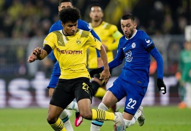 Imagem da noticia Dortmund vence Chelsea em jogo emocionante pela ida das oitavas da Champions