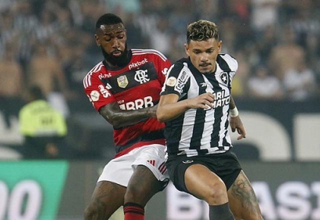 Imagem da noticia Flamengo vence o líder Botafogo, que perde a primeira em casa no Brasileirão