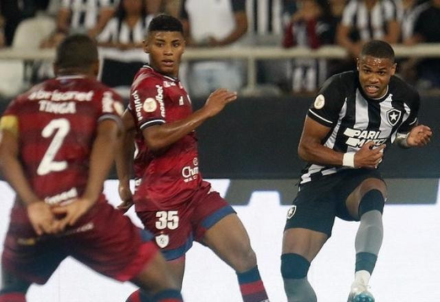 Imagem da noticia Fortaleza x Botafogo: onde assistir, escalações e desfalques