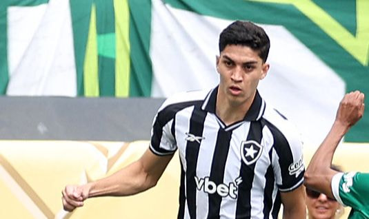Imagem da noticia Jair é vendido ao Nottingham Forest e se despede oficialmente do Botafogo