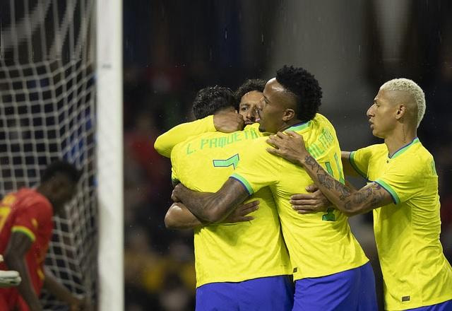Imagem da noticia Brasil faz três no primeiro tempo e bate Gana no penúltimo amistoso antes da Copa