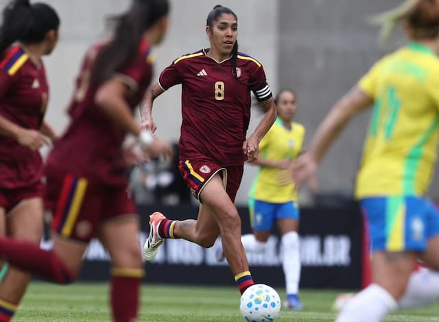 Brasil perde para a Venezuela em amistoso no México Brasil perde para a Venezuela em amistoso no México