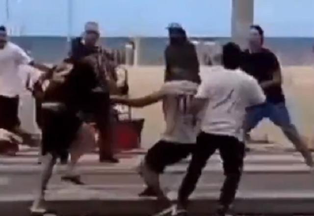 Imagem da noticia Torcedores de Fluminense e Corinthians brigam no Rio de Janeiro