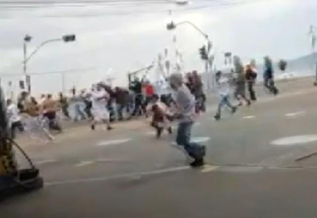 Imagem da noticia Torcedores de Santos e São Paulo brigam em avenida de Campinas
