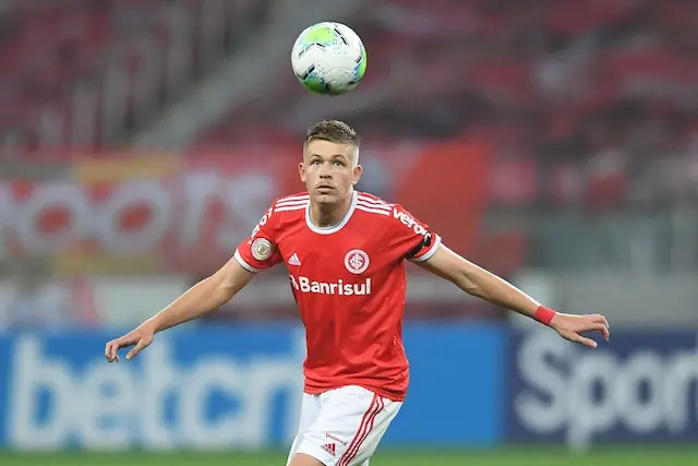 Justiça condena Inter a pagar R$ 28,6 milhões por venda de Bruno Fuchs Justiça condena Inter a pagar R$ 28,6 milhões por venda de Bruno Fuchs