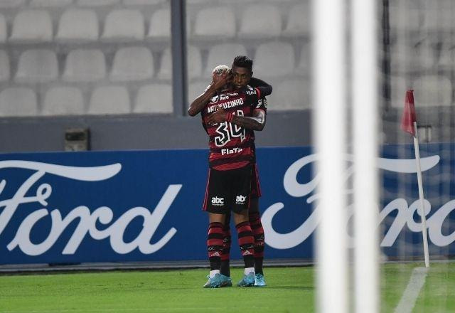 Imagem da noticia Flamengo vence o Sporting Cristal na estreia da Libertadores