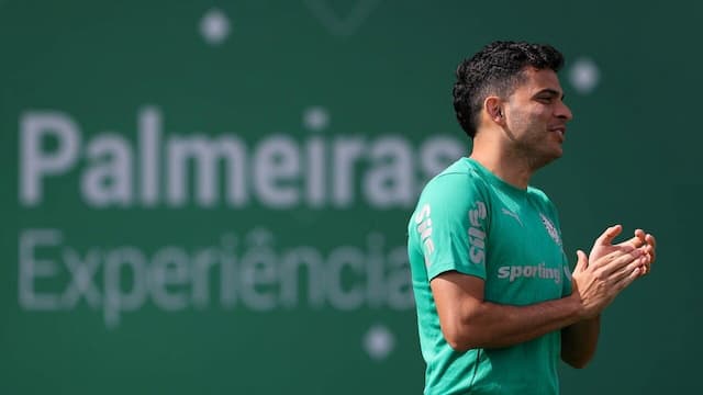 Bruno Rodrigues cede camisa 11 para Arias e analisa saída do Palmeiras Bruno Rodrigues cede camisa 11 para Arias e analisa saída do Palmeiras