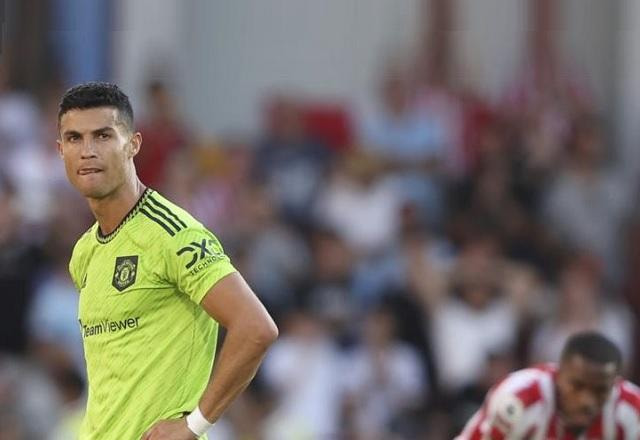 Imagem da noticia CEO do Borussia Dortmund nega interesse em Cristiano Ronaldo
