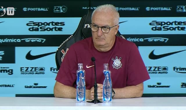 Dorival rasga elogios a Bidon e faz apelo por permanência no Corinthians Dorival rasga elogios a Bidon e faz apelo por permanência no Corinthians