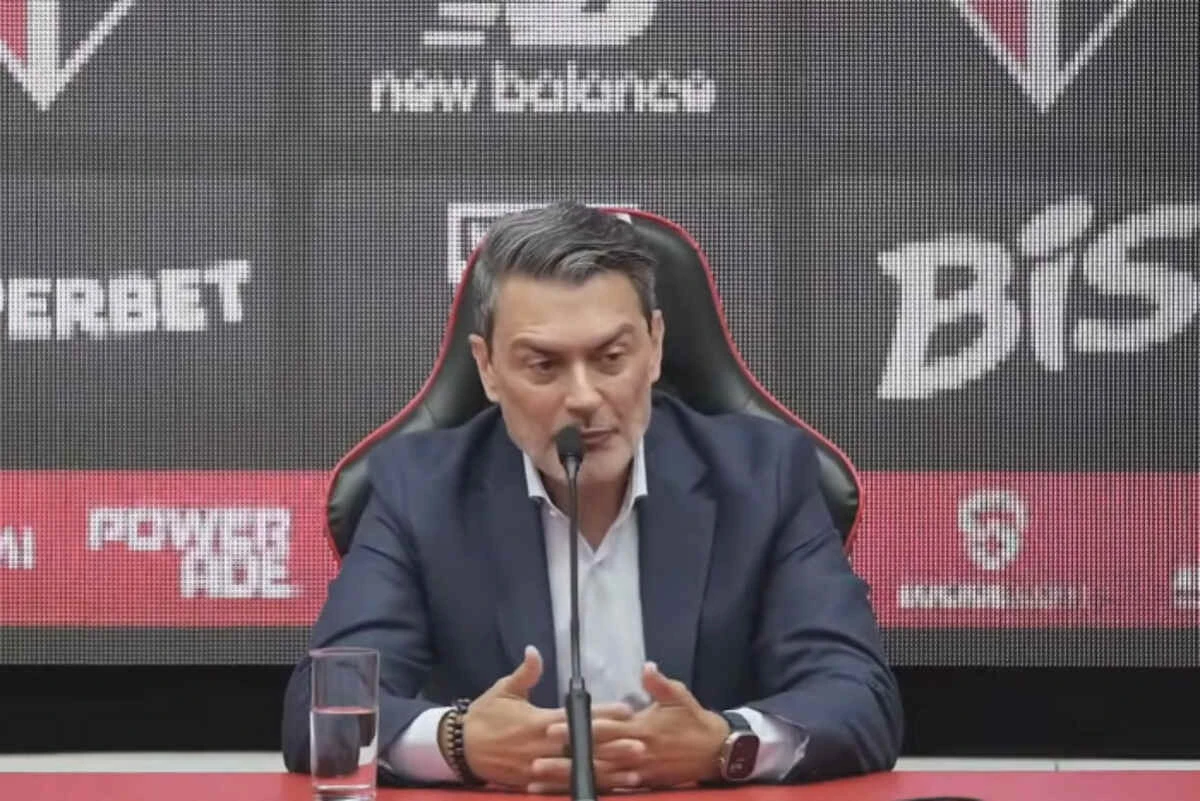 Imagem da noticia Diretor do São Paulo critica VAR e vê erro decisivo na semifinal contra o Palmeiras