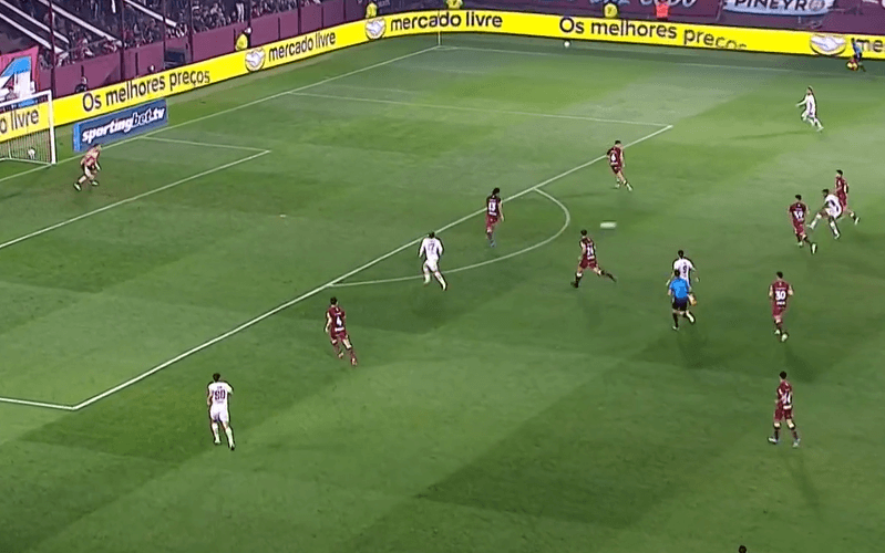 Imagem da noticia Hércules chuta de longe e cria boa chance para o Fluminense