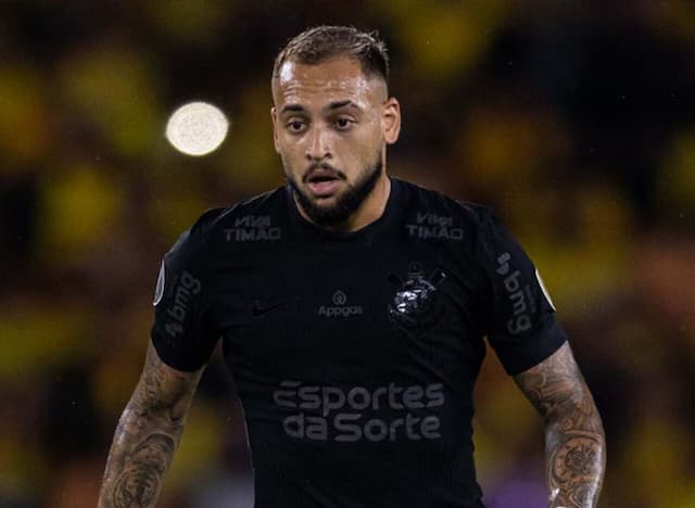 Corinthians envia proposta ao Shakhtar para manter o volante Maycon Corinthians envia proposta ao Shakhtar para manter o volante Maycon