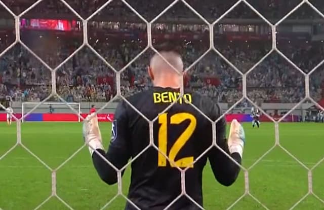 Bento reage após ser preterido na Seleção: "Coisas não acabam aqui" Bento reage após ser preterido na Seleção: "Coisas não acabam aqui"