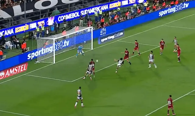 Biel cabeceia mal e perde chance de abrir o placar para o Atlético na final da Sula Biel cabeceia mal e perde chance de abrir o placar para o Atlético na final da Sula