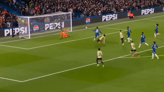 Ferran perde gol incrível e Barça desperdiça chance na Champions Ferran perde gol incrível e Barça desperdiça chance na Champions