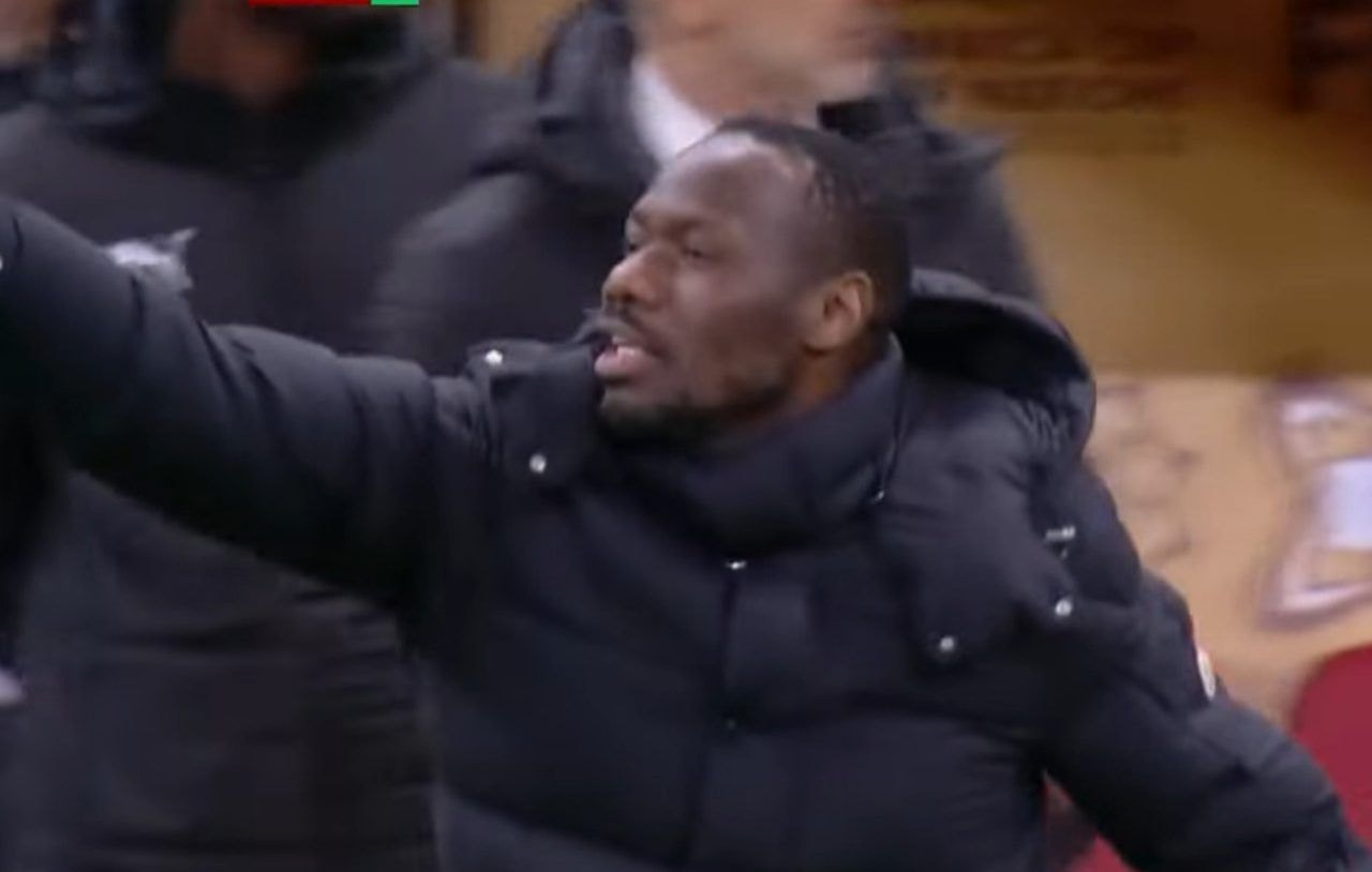 Imagem da noticia Torcida cria vaquinha para pagar multa imposta ao treinador do Senegal