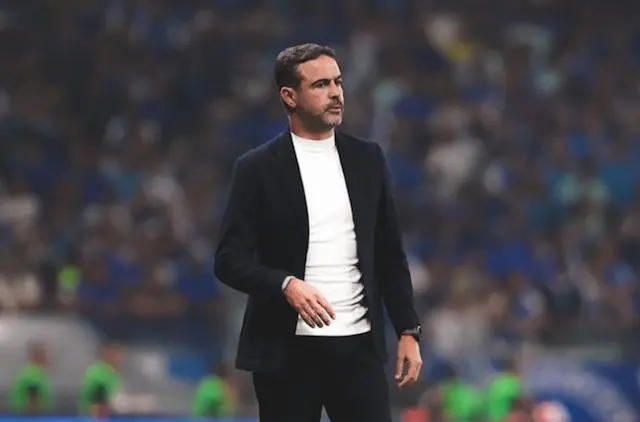Artur Jorge analisa a derrota do Cruzeiro: “A torcida não merecia essa derrota" Artur Jorge analisa a derrota do Cruzeiro: “A torcida não merecia essa derrota"