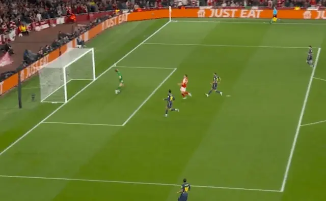 QUASE! Gyökeres perde chance clara de ampliar para o Arsenal no segundo tempo QUASE! Gyökeres perde chance clara de ampliar para o Arsenal no segundo tempo