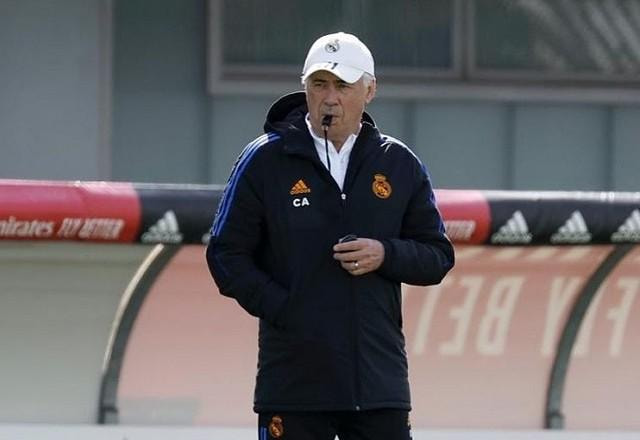 Imagem da noticia Técnico do Real Madrid diz já saber time titular da final da Champions