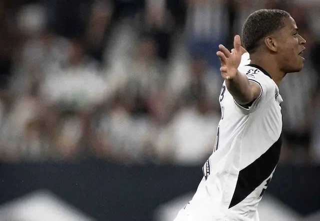 Invencível: com Barros de titular, Vasco não sabe o que é perder Invencível: com Barros de titular, Vasco não sabe o que é perder