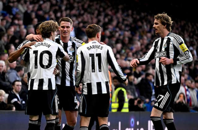 Newcastle bate Chelsea fora de casa e sobe na tabela da Premier Newcastle bate Chelsea fora de casa e sobe na tabela da Premier