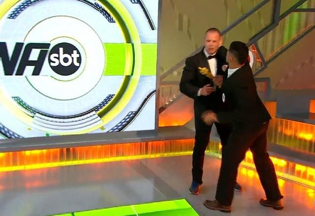 Imagem da noticia Will Smith vs Chris Rock? Cicinho dá tapa na cara de Mano no Arena SBT; veja
