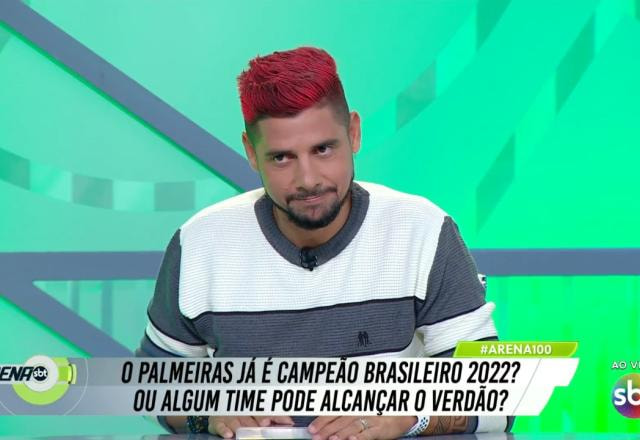 Imagem da noticia Cicinho, sobre fase do Corinthians: "É concentrar para não tomar uma taca do Flamengo"