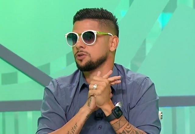Imagem da noticia "Se o Avaí jogar com o Boca Juniors, ganha", diz Cicinho