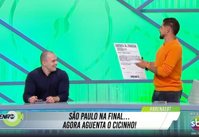 Imagem da noticia Cicinho entrega "contrato de freguesia" para Mano após São Paulo x Corinthians