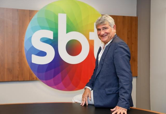 Imagem da noticia Cleber Machado assina contrato com o SBT: "Prazer e uma honra"