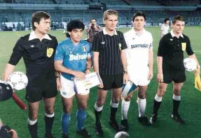 Imagem da noticia Confronto precoce de Napoli e Real Madrid motivou mudança na Champions
