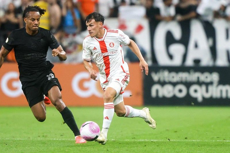 Imagem da noticia Corinthians x Internacional: prováveis escalações, onde assistir ao vivo e horário
