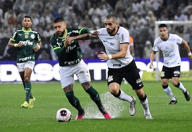 Imagem da noticia Corinthians e Palmeiras empatam em jogo frenético na Neo Química Arena